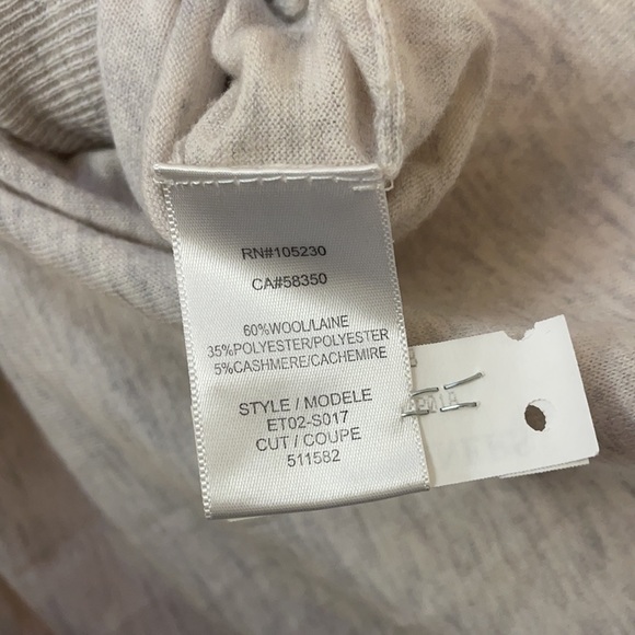 Equipment Sullivan V Neck Cardigan - Picture 7 of 7